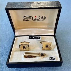 🇺🇸SALE🇺🇸Shields, Fifth Avenue Vintage Initial Cufflinks and Tie Clasp, NEW